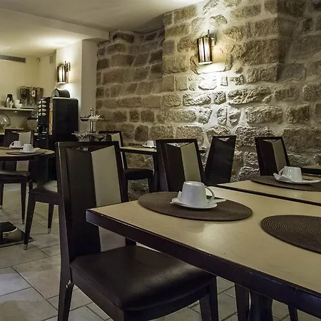 Andre Latin Hotel