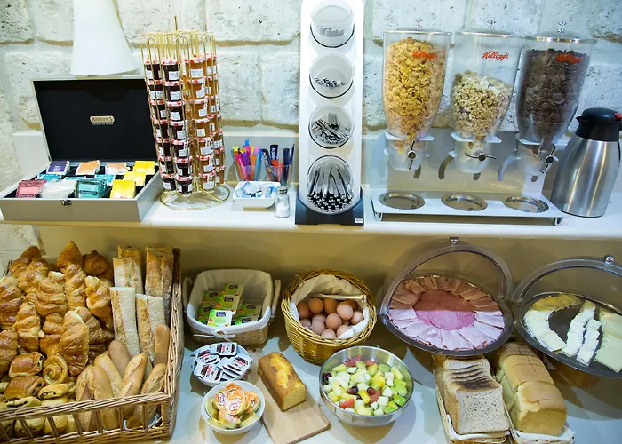 Hotel Andre Latin 3*