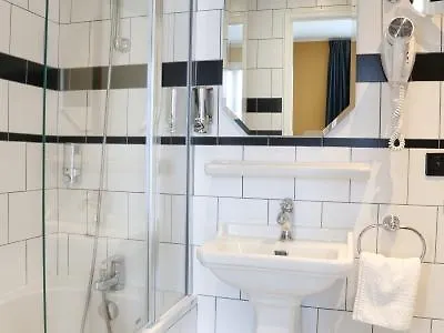 アンドレ ラタン パリ