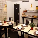 Andre Latin Otel