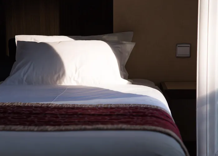 André Latin 3* Parigi